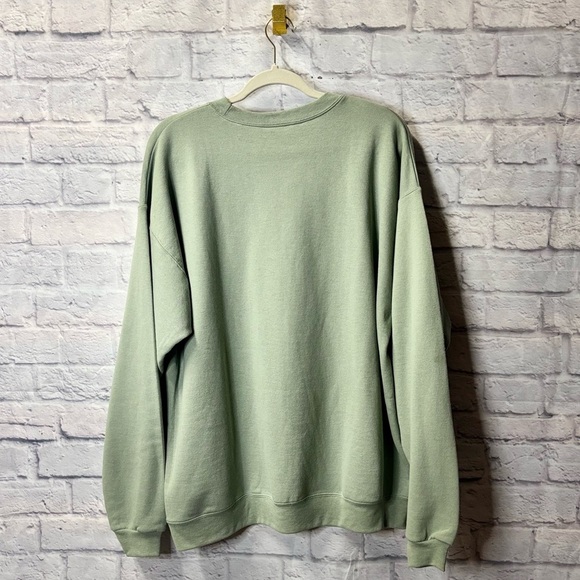 Sage Graphic Crewneck - Picture 4 of 4